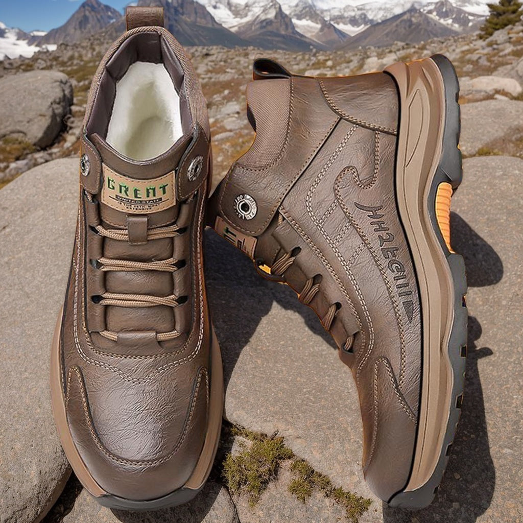 Men’s 2025 Cold-Proof Winter Snow Boots – Genuine Leather High-Top with Anti-Slip Rubber Sole & Thick Warm Lining