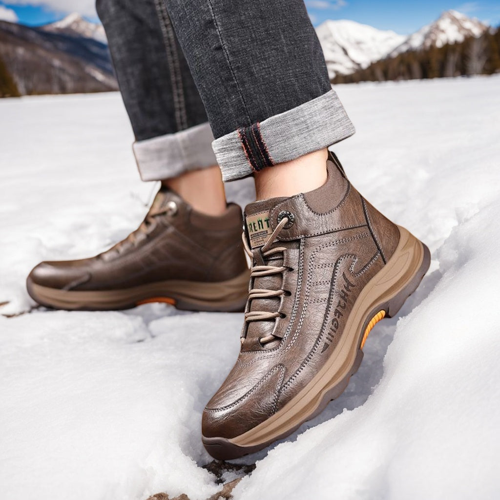 Men’s 2025 Cold-Proof Winter Snow Boots – Genuine Leather High-Top with Anti-Slip Rubber Sole & Thick Warm Lining